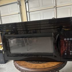 Frigidaire 1.5 Cu. Ft. Over-The-Range Microwave