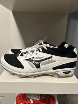 Mizuno Men’s Baseball Cleats