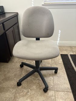 Adjustable Desk Chair