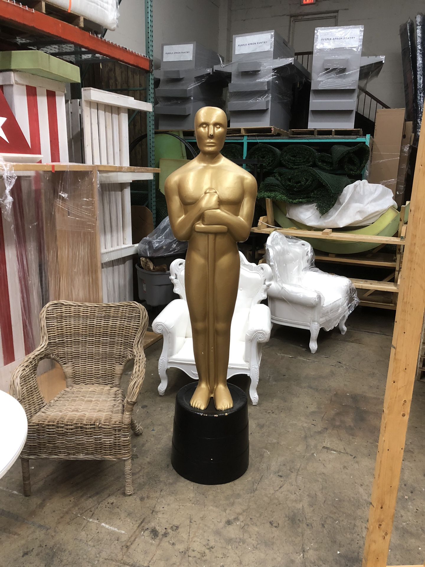 Oscar Statue Replica
