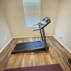 Treadmill 