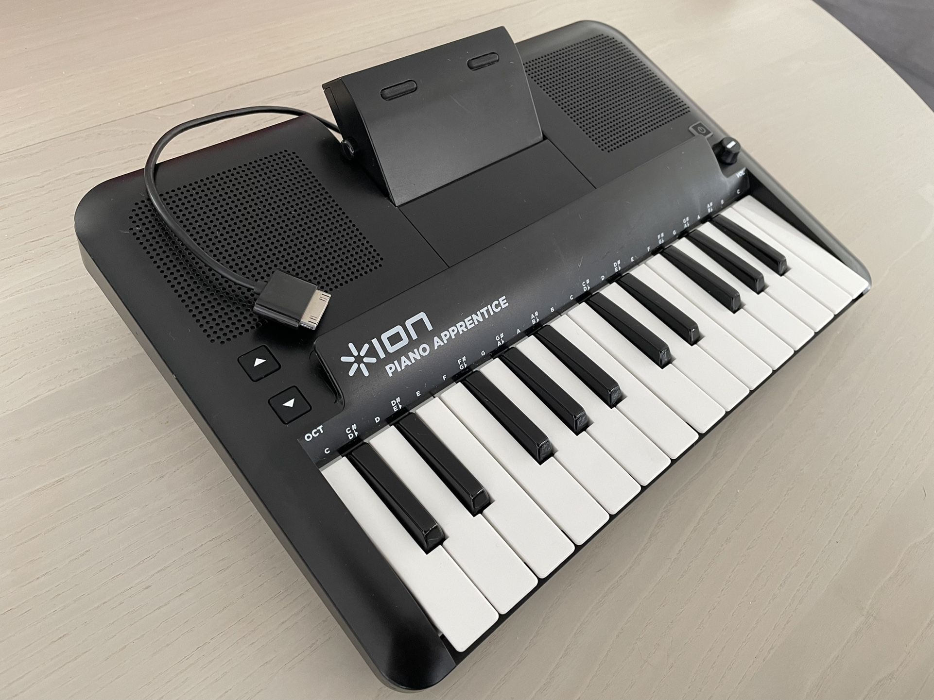 Ion Piano Apprentice for iPad, iPhone, iPod 