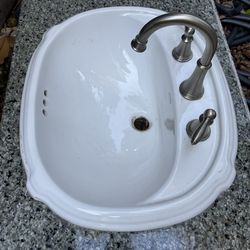 Granite Vanity Top with Sink and Faucet, 61 x 22 (Perfect Condition)