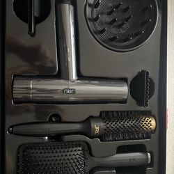 Jrl blow dryer with brushes 170