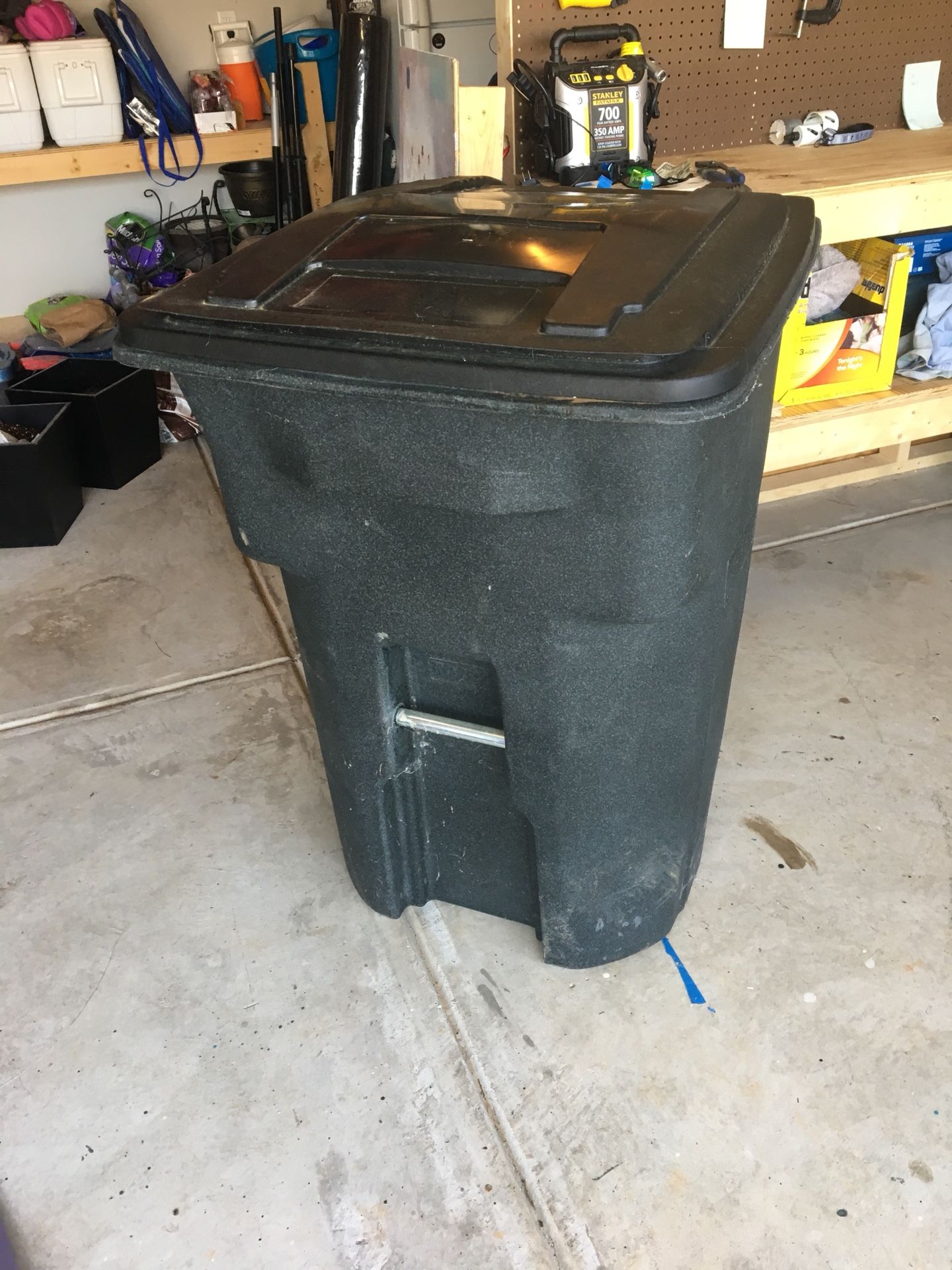 Toter 96 Gallon curbside trash can