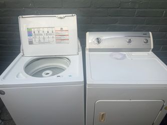 Lavadora y secadora eléctricas
