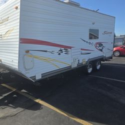 2006 FOREST RIVER TOYHAULER SIERRA SPORT