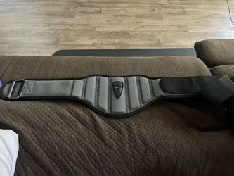 Nike Large Velcro Lifting Belt