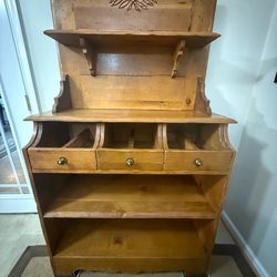 Solid Wood - adorable shelf unit