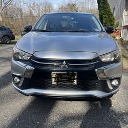 Mitsubishi outlander sport le
