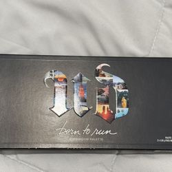 Urban decay makeup palette