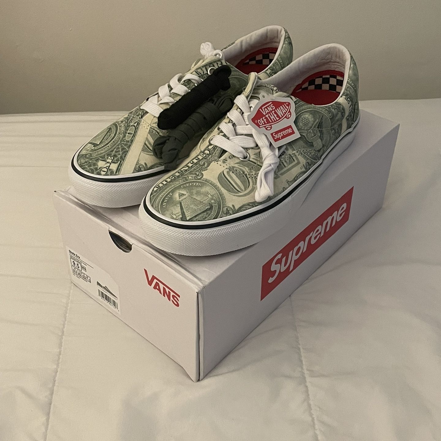 Vans Skate Era Supreme Dollar for Sale in Los Angeles, CA - OfferUp