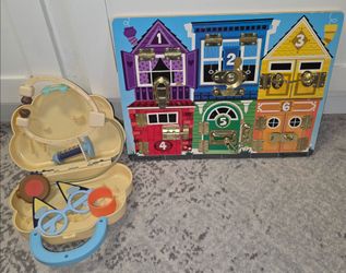 Melissa and doug board + Disney Bluey Cloud Bag Doctor's Set