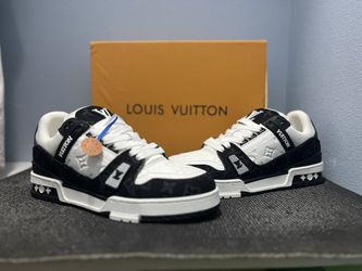 Lv Trainers Size 9️⃣