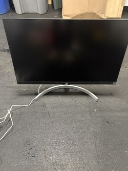 27 Inch LG Monitor