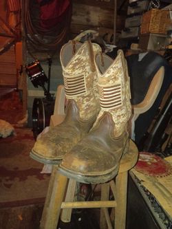 ARIAT WORK BOOTS 10M