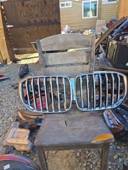 19 20 21 BMW X5 GO5 KIDNEY GRILLE WITH CAMERA HOLE OEM (contact info removed)