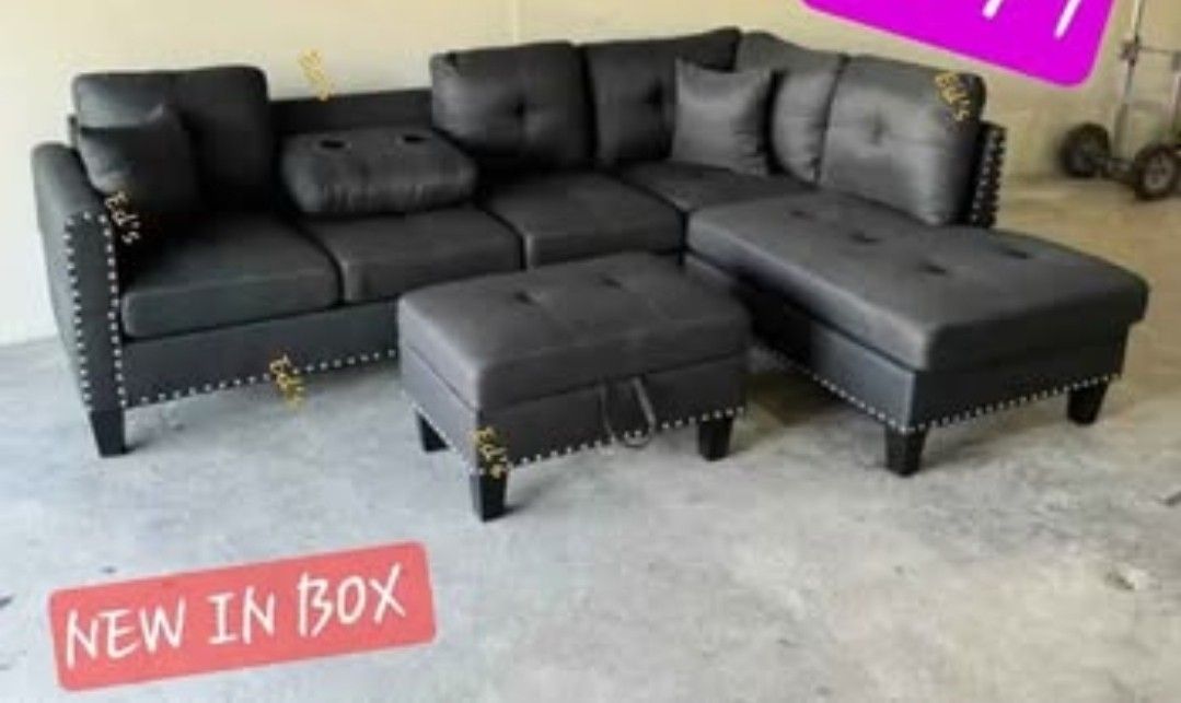 BRAND NEW 3PCS SECTIONAL SOFA SET WITH OTTOMAN AND ACCENT PILOWS INCLUDED $379