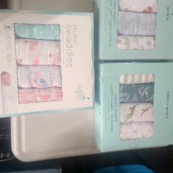 NEW MUSLIM SWADDLES  4 PIECE SETS IN BOX