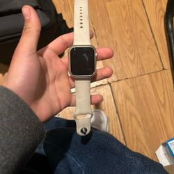Unlocked Apple Watch 10 Sirius With Charger