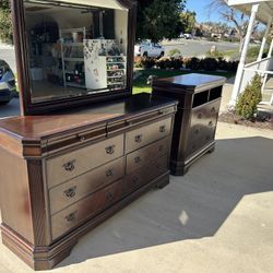 Bedroom Chest O Drawers Set With mirror