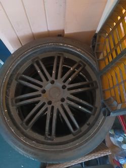 Used 265/35ZR22 Tires –