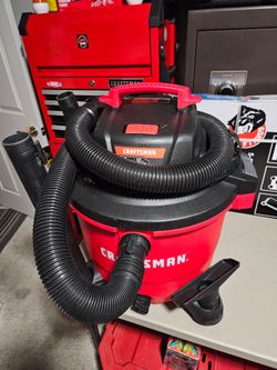 Craftsman 6.5 HP 16 gallon HEAVY DUTY wet/dry vac w/ attachments