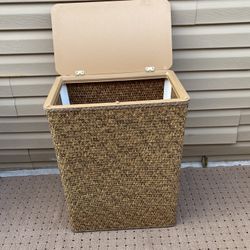 Hamper