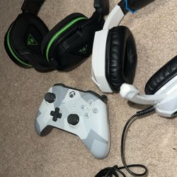 Xbox One Wireless Controller And Turtle Beach Headset