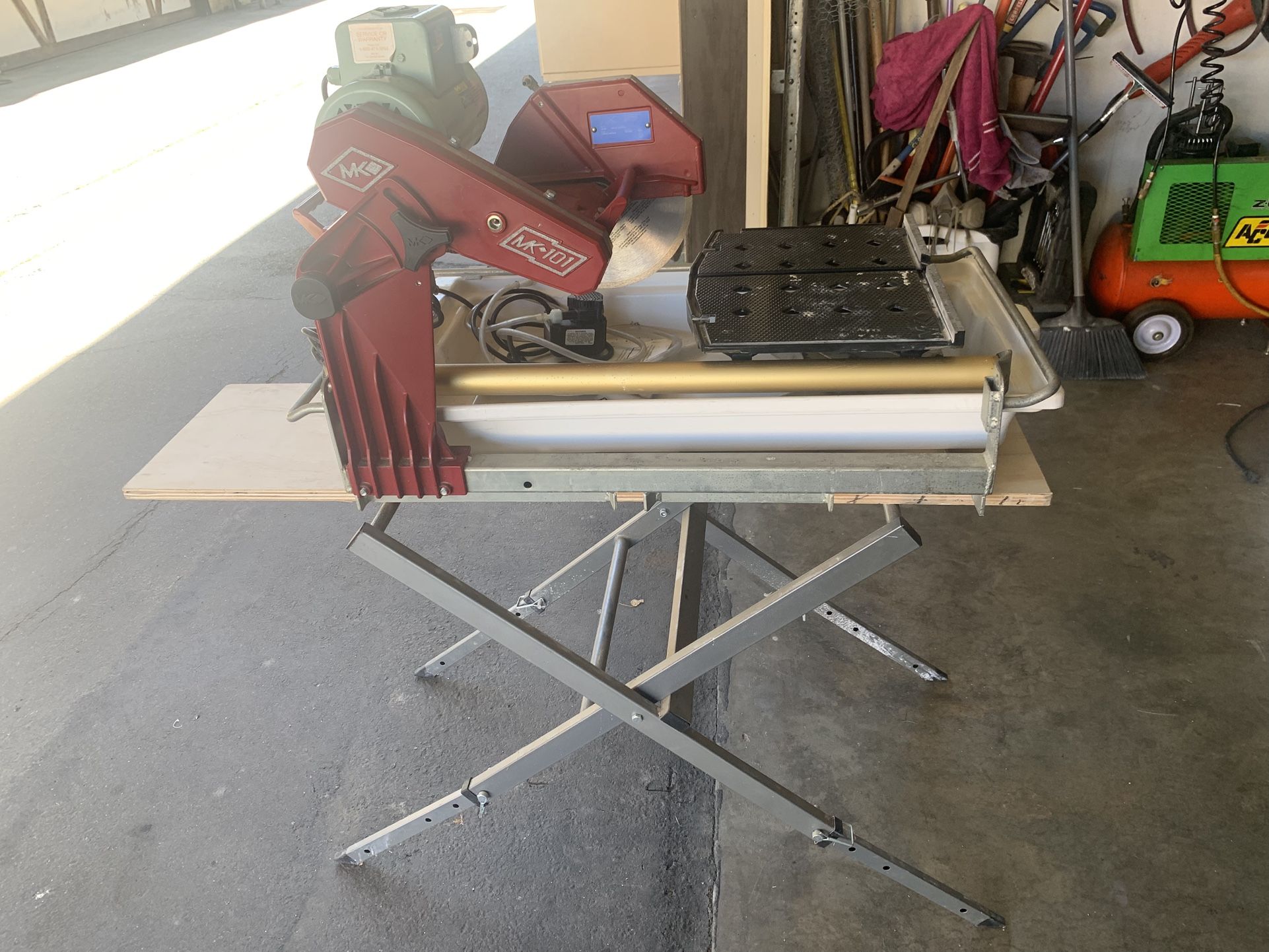 MK 101 Tile Saw