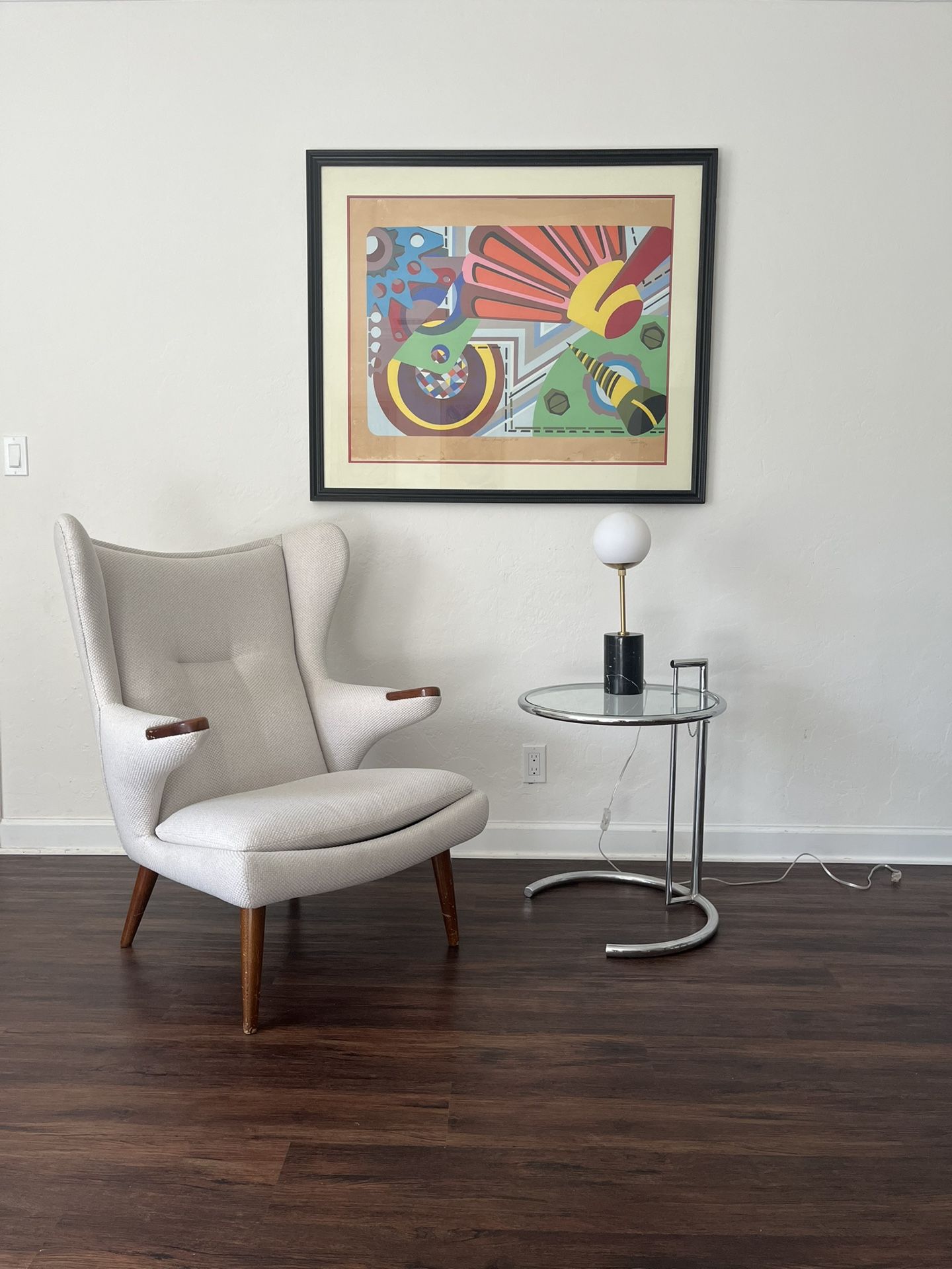 Papa Bear Style Chair 