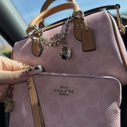 COACH POWDER PINK CORNER ZIP WALLET ONLY