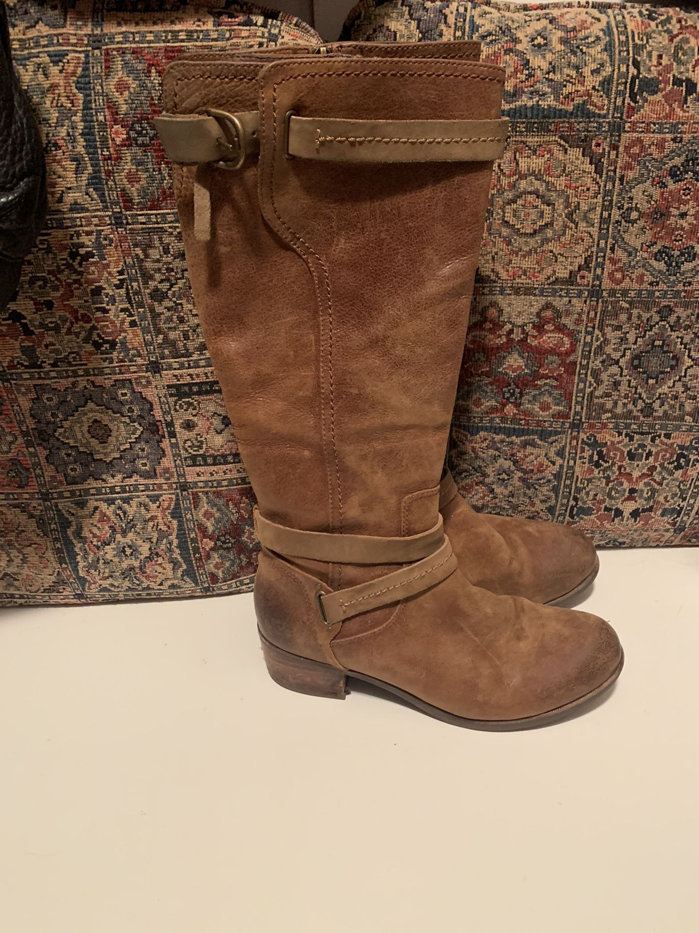 UGG Leather Boots Size 9