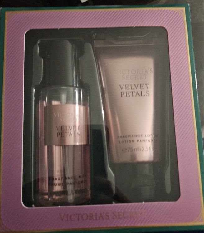 Victoria's Secret Velvet Petals Fragrance Set 