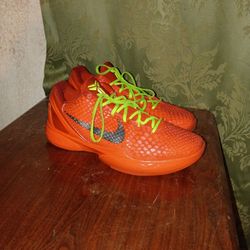 Kobe 6 Reverse Grinch