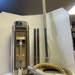 Electrolux 1521 Canister Vacuum Cleaner with Power Nozzle & Accessories - Tested