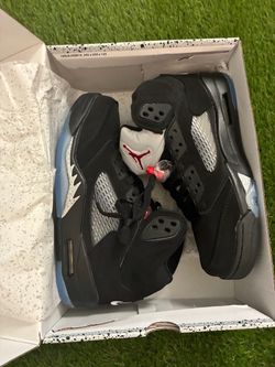 Jordan 5 metallic black size 9.5
