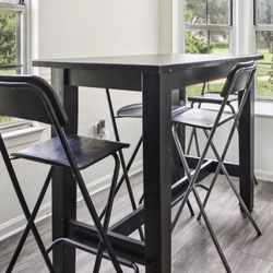 5 Pieces Counter Height Dinning Table (4 Seaters)