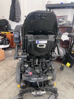 Wheel chair