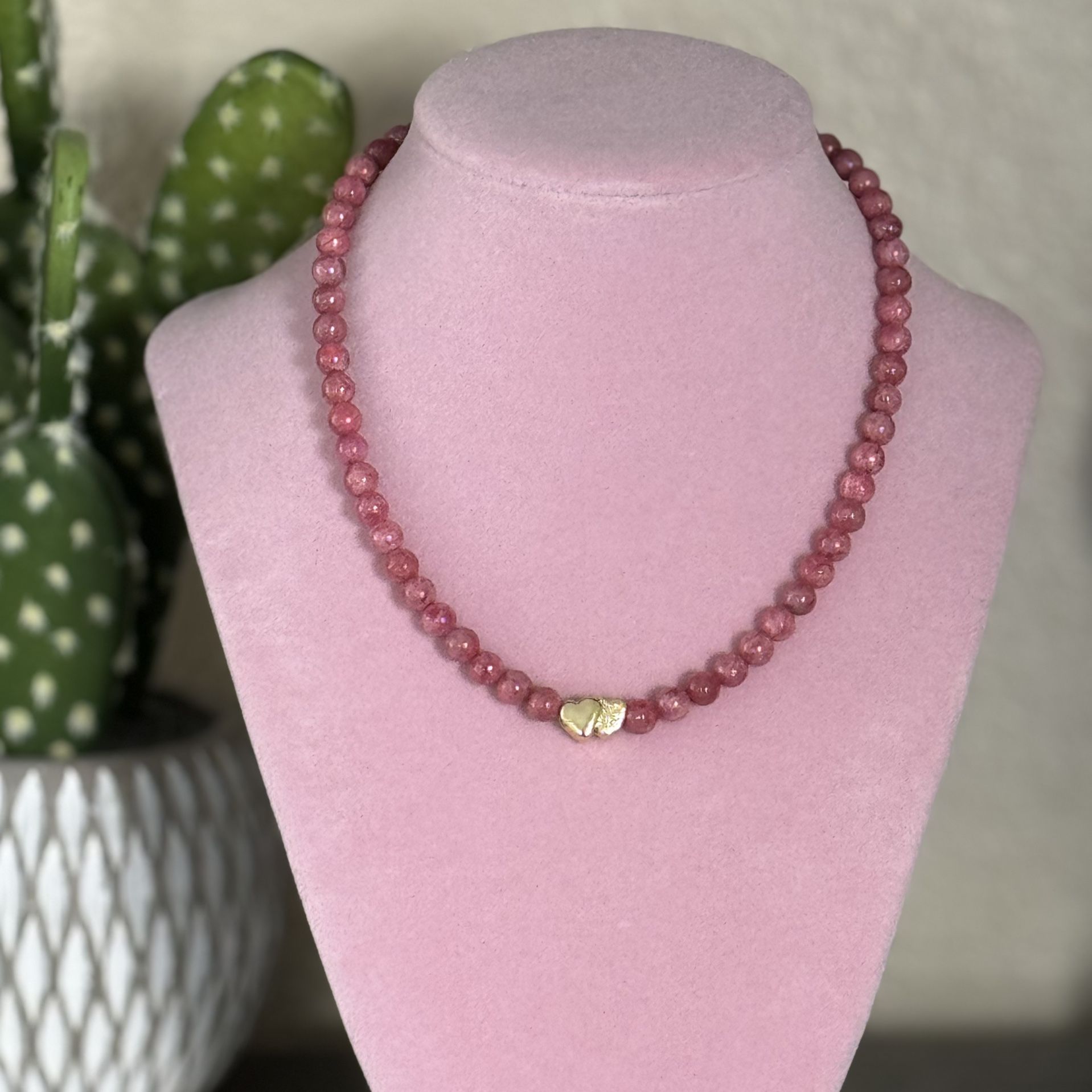 6.5mm Rhodonite Necklace 🌸 (16 - in)