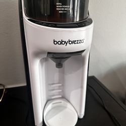 Baby Brezza Formula Pro