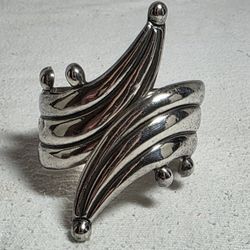 Sterling Hinged With Spring Cuff