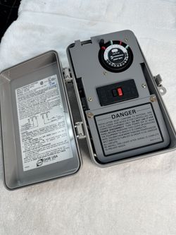 Oase Mini Command Center with Class A GFCI  Model: 85150 Mini CMC