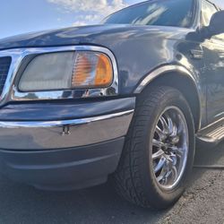 2000 Ford Expedition