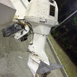 Boat Motor Johnson 4 Stroke 90hp  Good Condition 