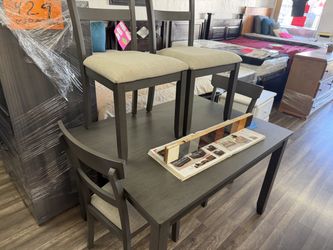 Alacran furniture
