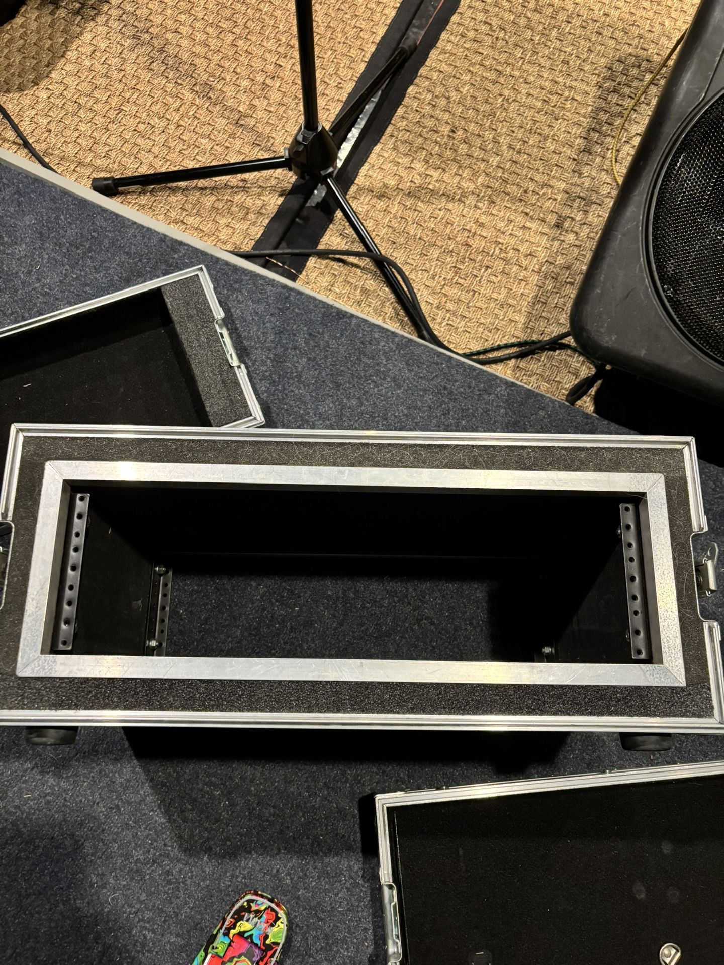 3 Space Shockmount Rack With Lids