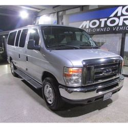 2012 Ford E350 Súper Crew Passenger 