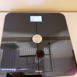 Withings Body+ - Digital Wi-Fi Smart Scale with Automatic Smartphone App Sync,
