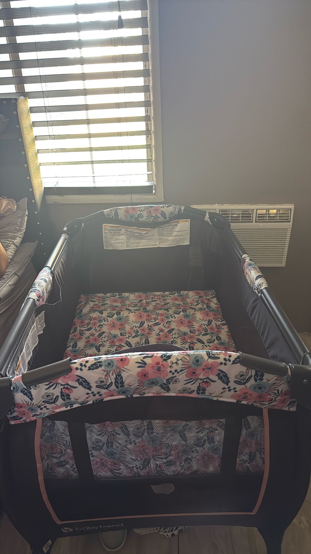 Baby Trend Basinet Play Pin 